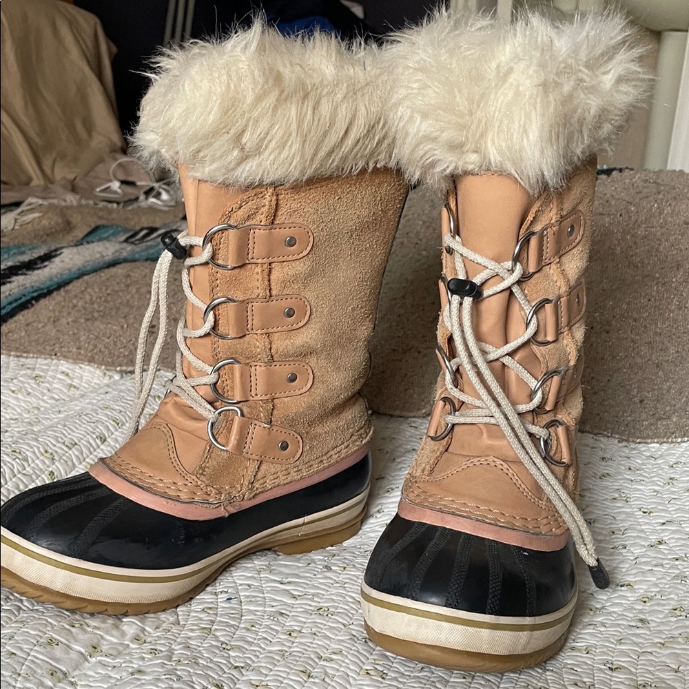 Sorel Tan and Black Kids Boots